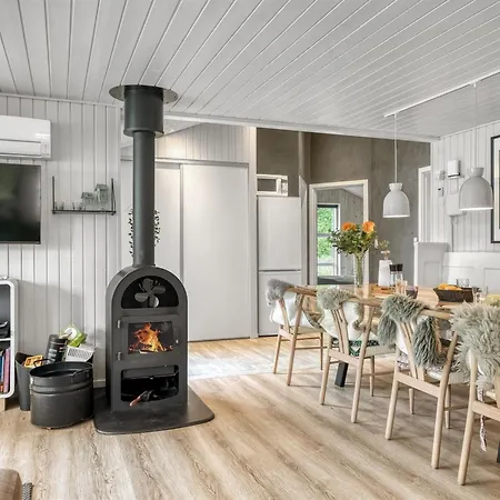 Juste - 1-7km From The Sea By Interhome Feriehus Hals